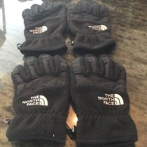 Boys Northface gloves